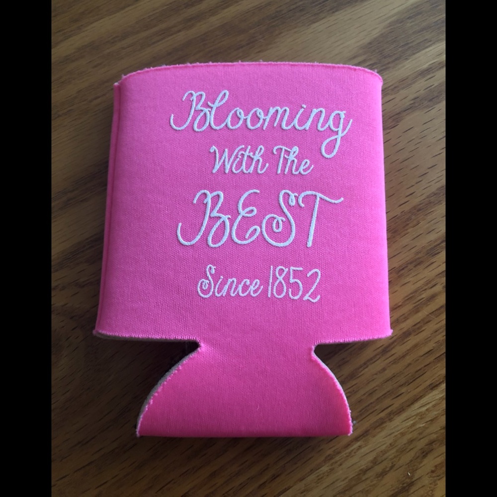 Excellent condition hot pink Phi MU drink koozie.